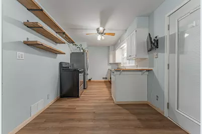 205 E Park Street, Danvers, IL 61732 - Photo 8