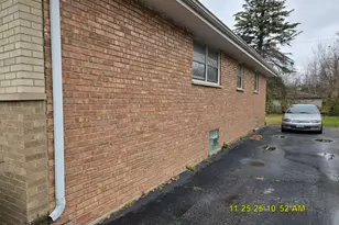 2224 W 157th St, Harvey, IL 60426 - Photo 2