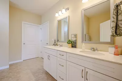 580 N Highlander Way, Addison, IL 60101 - Photo 24