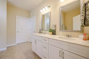 580 N Highlander Wy, Addison, IL 60101 - Photo 24