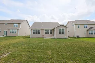 580 N Highlander Wy, Addison, IL 60101 - Photo 62