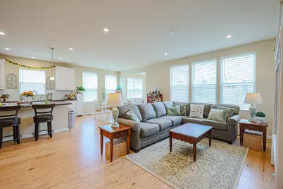 580 N Highlander Way, Addison, IL 60101 - Photo 14