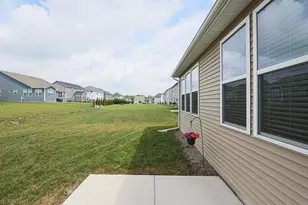 580 N Highlander Wy, Addison, IL 60101 - Photo 58