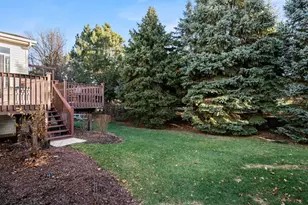 16139 Seneca Lake Cir, Crest Hill, IL 60403 - Photo 26