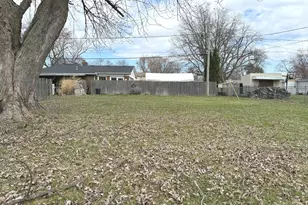 505 W Brookmont Blvd, Bradley, IL 60915 - Photo 16