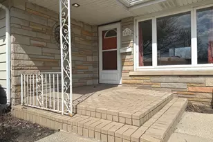 505 W Brookmont Blvd, Bradley, IL 60915 - Photo 2