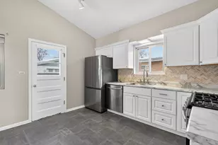 8516 W Normal Ave, Niles, IL 60714 - Photo 14