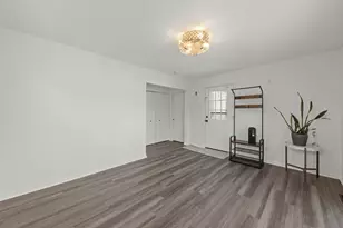 115 N Western Ave, Aurora, IL 60506 - Photo 10