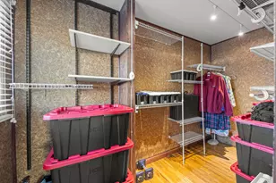 115 N Western Ave, Aurora, IL 60506 - Photo 16