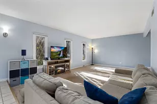 13801 S Secretariat Ln, Orland Park, IL 60467 - Photo 2