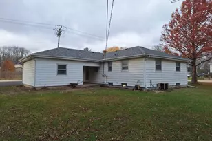 1715 14th St, Winthrop Harbor, IL 60096 - Photo 2