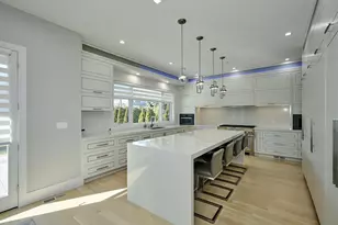 6644 N Knox Ave, Lincolnwood, IL 60712 - Photo 10