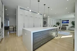 6644 N Knox Ave, Lincolnwood, IL 60712 - Photo 16