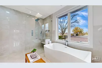 6644 N Knox Avenue, Lincolnwood, IL 60712 - Photo 18