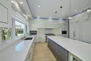 6644 N Knox Ave, Lincolnwood, IL 60712 - Photo 12