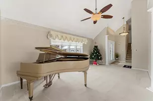 2501 Cherry Hills Dr, Champaign, IL 61822 - Photo 8