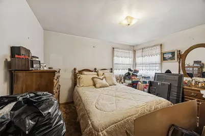 5240 W Gladys Avenue, Chicago, IL 60644 - Photo 12