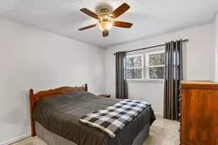 512 Norton Dr, Oak Lawn, IL 61943 - Photo 30