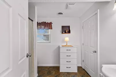 512 Norton Drive, Oak Lawn, IL 61943 - Photo 10