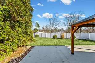 512 Norton Dr, Oak Lawn, IL 61943 - Photo 46