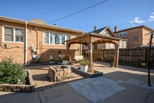 2710 N 74th Ave N, Elmwood Park, IL 60707 - Photo 22