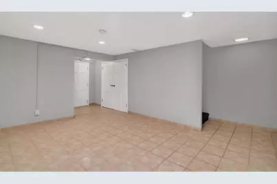 [Address not provided], La Grange, IL 60525 - Photo 20