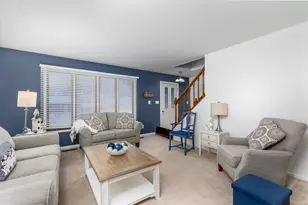 821 Thornberry St, Ottawa, IL 61350 - Photo 2