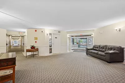 470 Fawell Boulevard #203, Glen Ellyn, IL 60137 - Photo 4