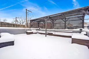 2144 W Erie St, Chicago, IL 60612 - Photo 16