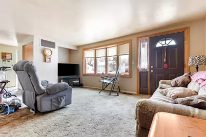 105 Adobe Circle, Carpentersville, IL 60110 - Photo 6