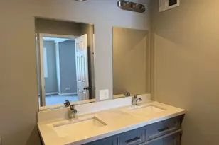 529 Pheasant Ct, Grayslake, IL 60030 - Photo 16