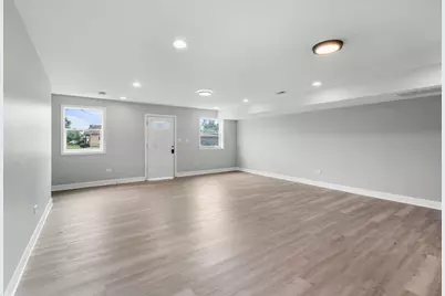 43 E 145th Street, Harvey, IL 60426 - Photo 2