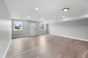 43 E 145th St, Harvey, IL 60426 - Photo 2