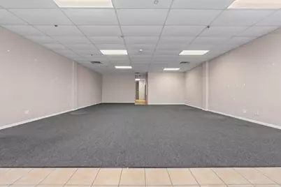 [Address not provided], Elk Grove Village, IL 60007 - Photo 8