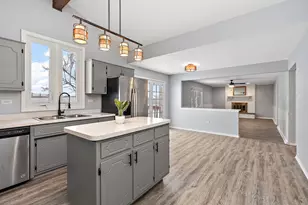 17421 Highwood Dr, Orland Park, IL 60467 - Photo 8