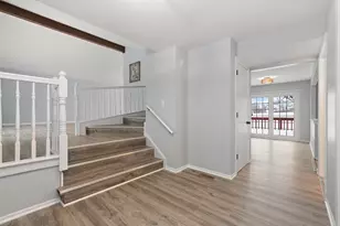 17421 Highwood Dr, Orland Park, IL 60467 - Photo 2