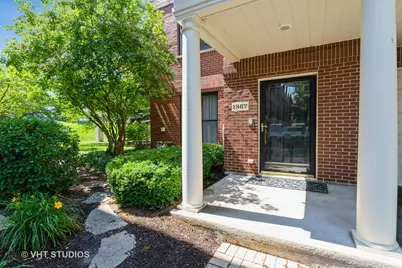 1867 Admiral Court, Glenview, IL 60026 - Photo 2