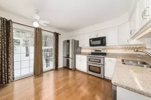 523 Orleans Ave, Naperville, IL 60565 - Photo 10