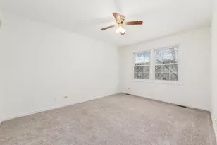 523 Orleans Ave, Naperville, IL 60565 - Photo 24