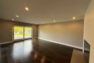 551 83rd St, Burr Ridge, IL 60527 - Photo 8