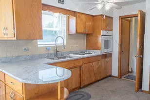 5520 S Pulaski Rd, Chicago, IL 60629 - Photo 4