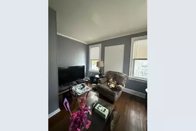 10230 S Yates Boulevard, Chicago, IL 60617 - Photo 6