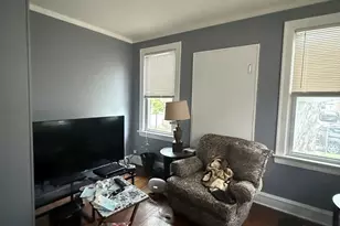 10230 S Yates Blvd, Chicago, IL 60617 - Photo 6