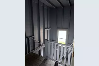 10230 S Yates Boulevard, Chicago, IL 60617 - Photo 12