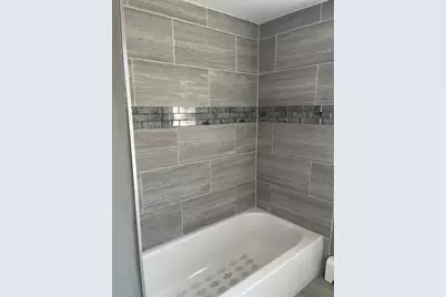 17313 Lathrop Avenue #3, Hazel Crest, IL 60429 - Photo 4