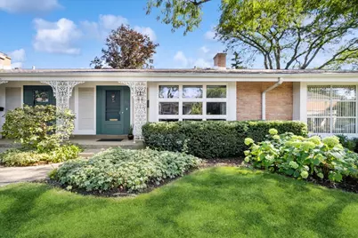 711 Carriage Hill Drive, Glenview, IL 60025 - Photo 1