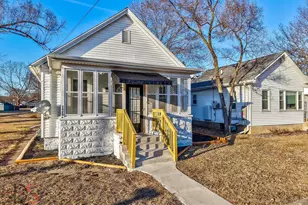 1428 W Main St, Ottawa, IL 61350 - Photo 1