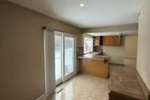 1421 Lawrence Cres Rd, Flossmoor, IL 60422 - Photo 6