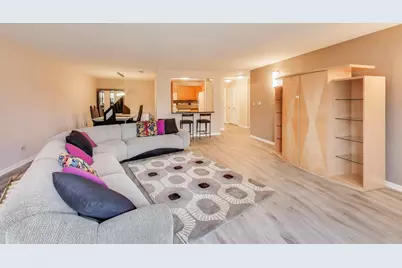 3110 Pheasant Creek Drive #104, Northbrook, IL 60062 - Photo 12