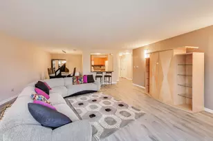 3110 Pheasant Creek Dr, Northbrook, IL 60062 - Photo 12